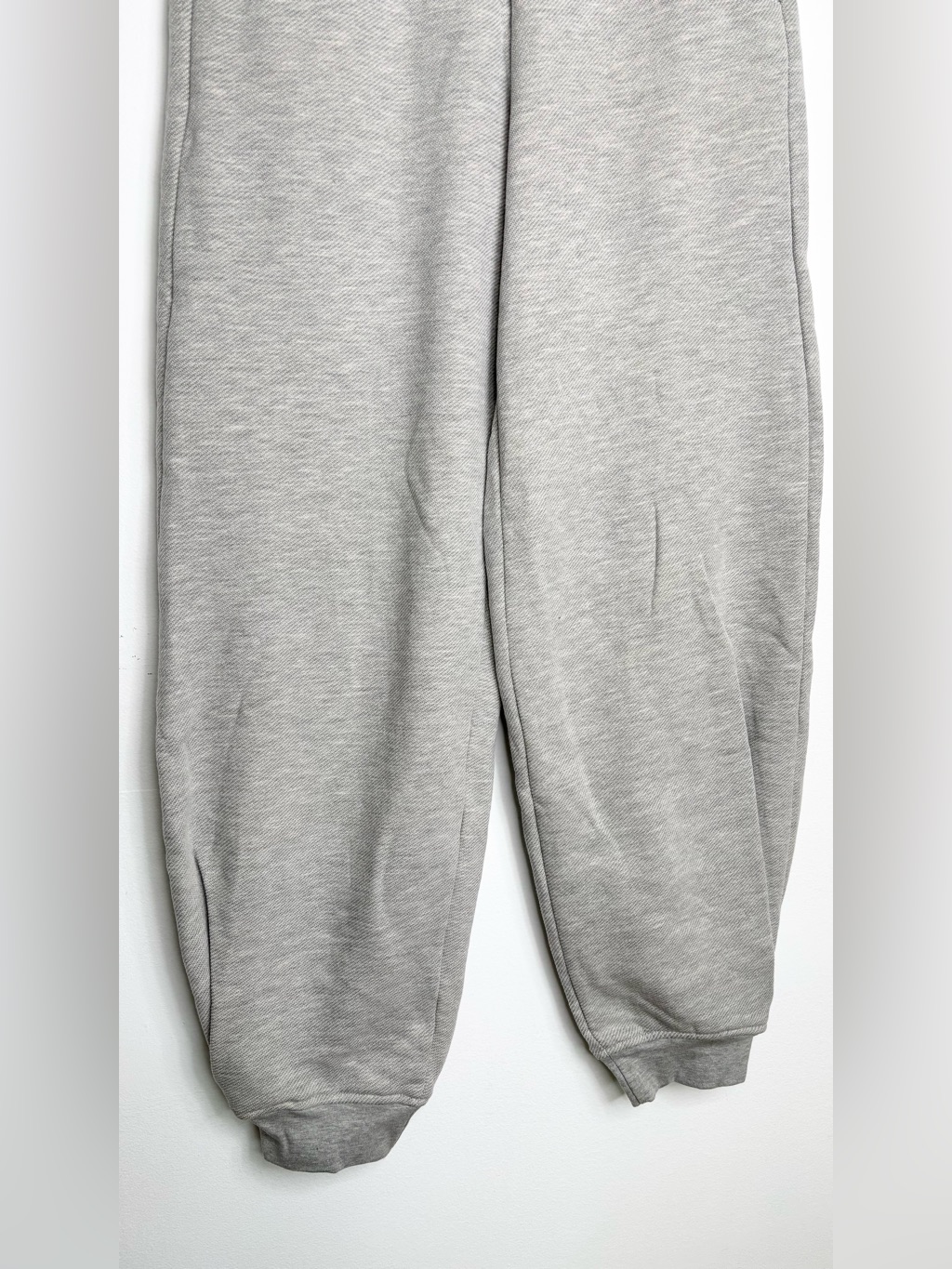 Left On Friday Field Day Sweatpant Heather Grey Size Small High Rise Barrel Leg — image 5 of 8